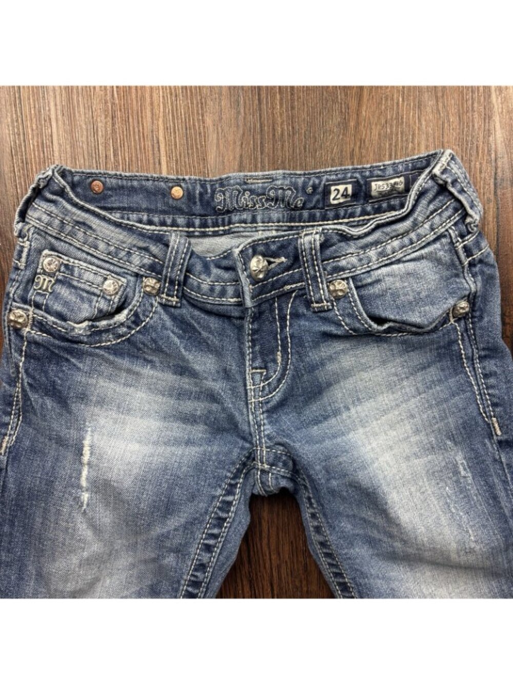 MISS ME Capri Jeans Embellished Sequins Distressed Light Wash Size 24 - Picture 5 of 12